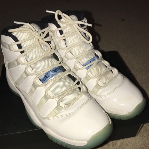 Jordan 11’s - Picture 2 of 5